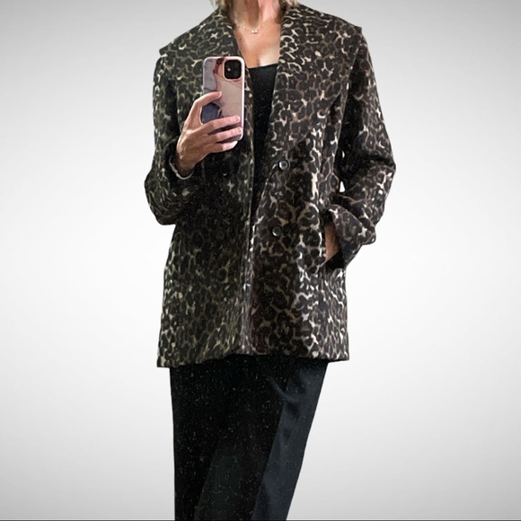 Hinge Double-Breasted Leopard Car Coat XS - Picture 2 of 13